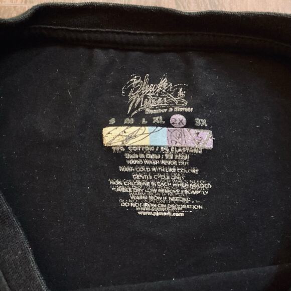 Bleecker & Mercer PRIVILEGED Tee - Picture 3 of 5